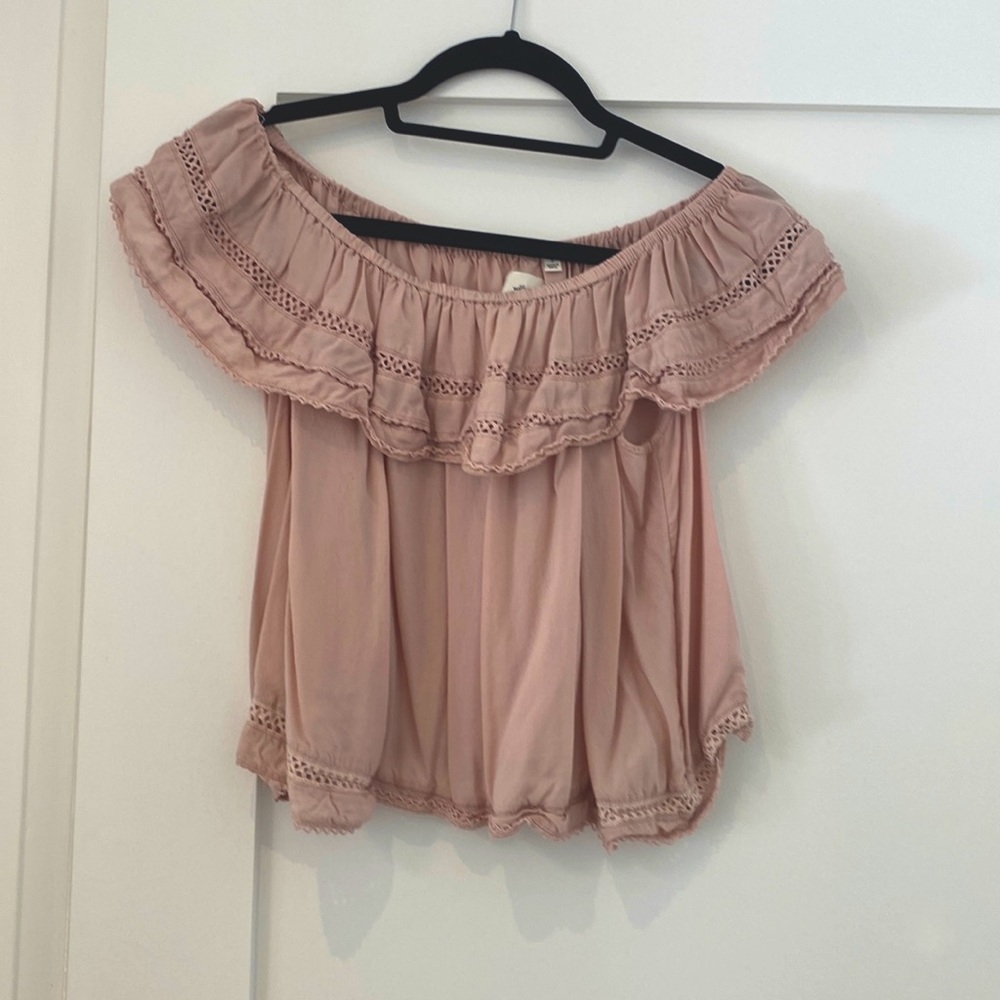 Wilfred off the shoulder crochet top in blush